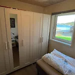 6 Person In Urangsvag-by Traum *