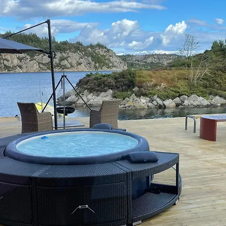 Vakantiehuis 6 Person In Urangsvag-by Traum